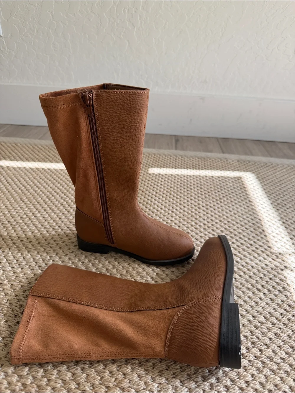 GAP Kids Hirls Mid-Calf Brown Camel Casual Boots size 12